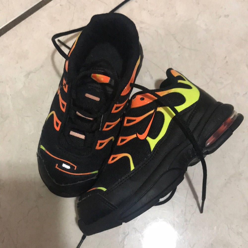 Nike boys sneakers toddler